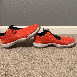 JORDAN FUTURE LOW MEN’S SIZE 12.